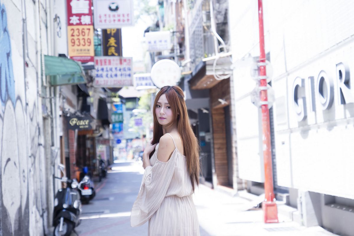 [Beautyleg] 女神-小雪 Winnie-校园制服街拍写真合集 [195P]
