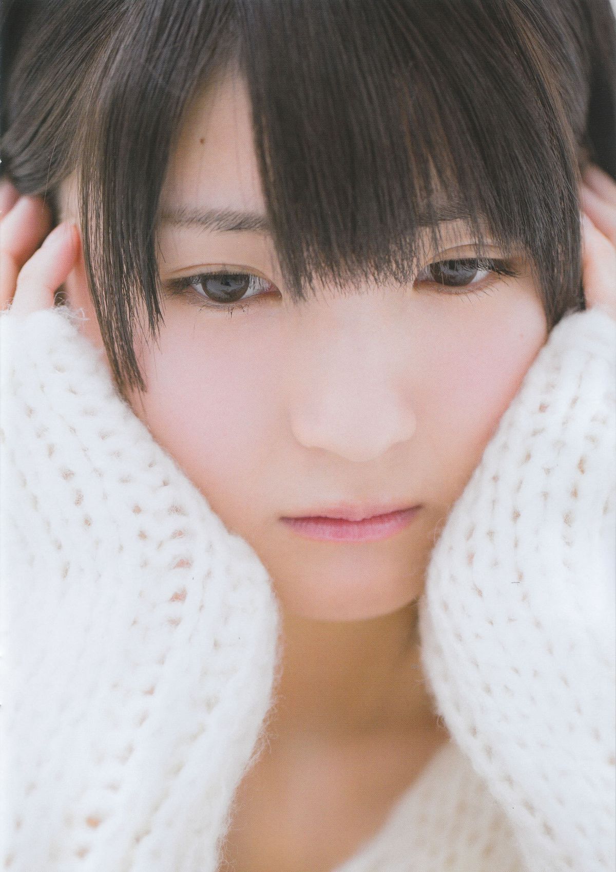[UTB] 2014.12 vol.224 生田絵梨花 朝長美桜 道重さゆみ 橋本奈々未 乃木坂46 [61P]