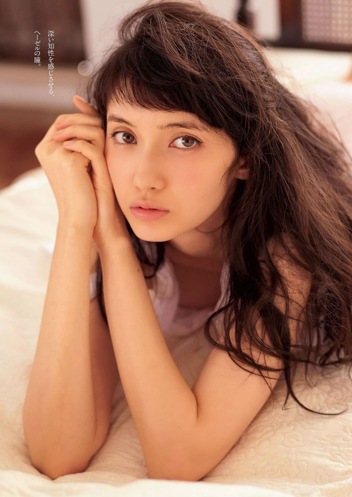 [Weekly Playboy] 2014 No.52 おのののか 横山由依 杉本有美 宮沢セイラ 市川紗椰 寺田御子 江奈さやか 相澤仁美 [57P]