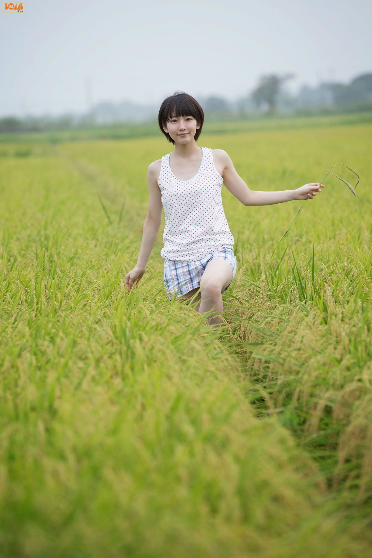 [BOMB.tv] GRAVURE Channel 2014年10月号 Riho Yoshioka 吉岡里帆 [76P]