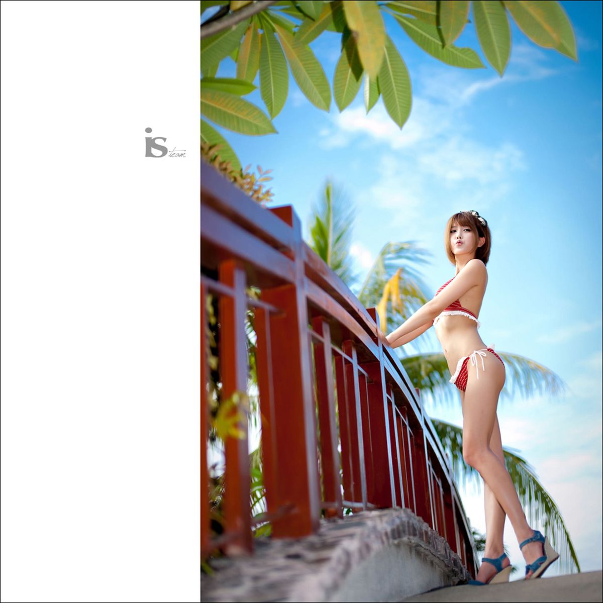 韩国超级车模许允美-红白条纹比基尼外拍 [93P]
