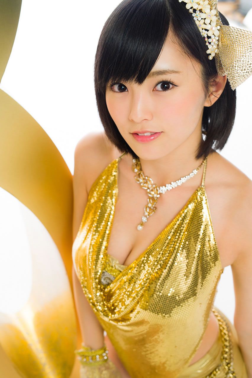 [Weekly Playboy] 2015 No.01-02 島崎遥香 山本彩 安齋らら 片山萌美 浅田舞 神室舞衣 岸明日香 星名美津紀 小向美奈子 [43P]