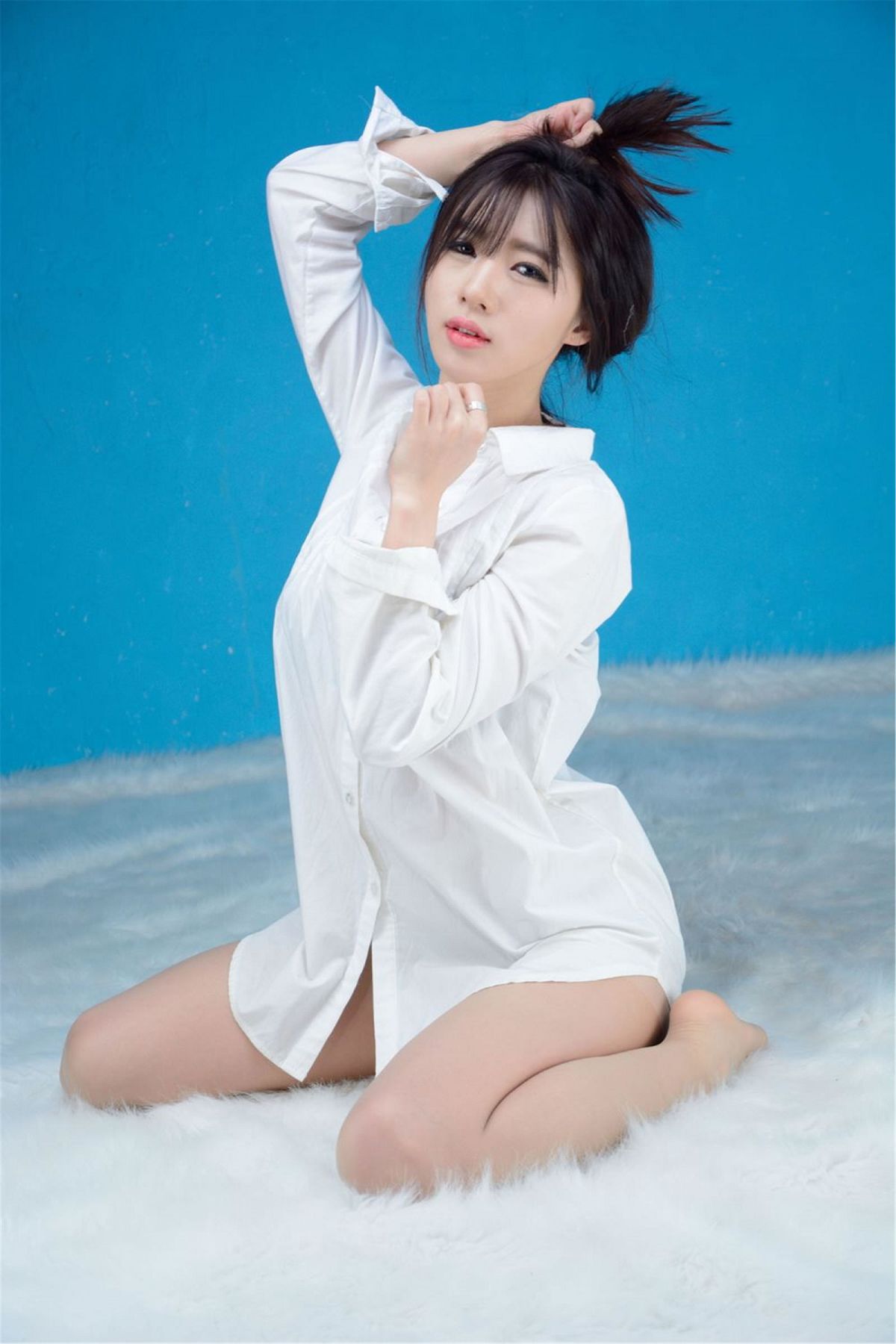 韩国美女宋珠娥-写真纯白玉兔 [53P]