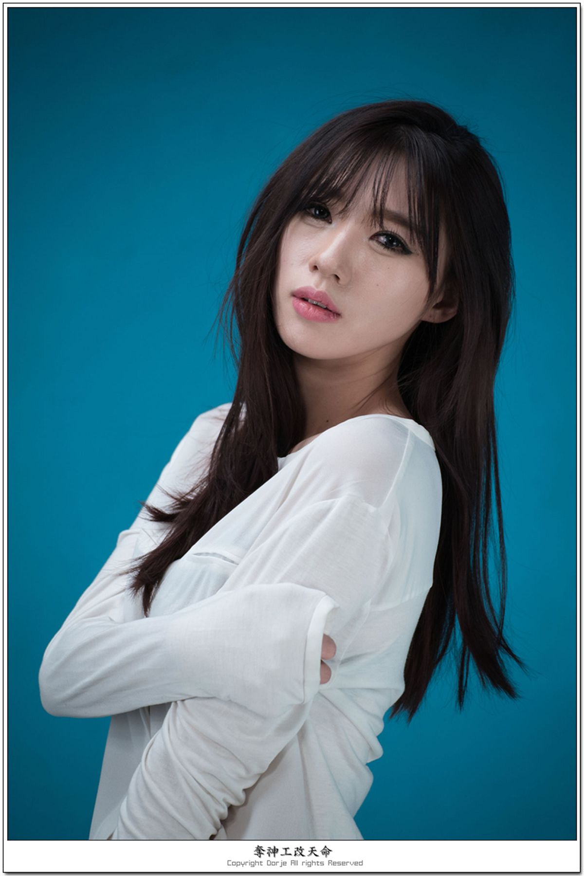 韩国美女宋珠娥-写真纯白玉兔 [53P]