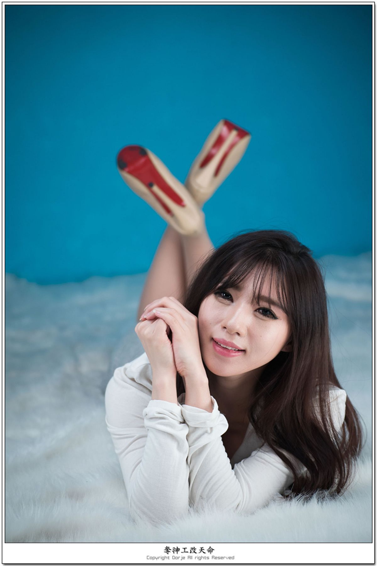 韩国美女宋珠娥-写真纯白玉兔 [53P]