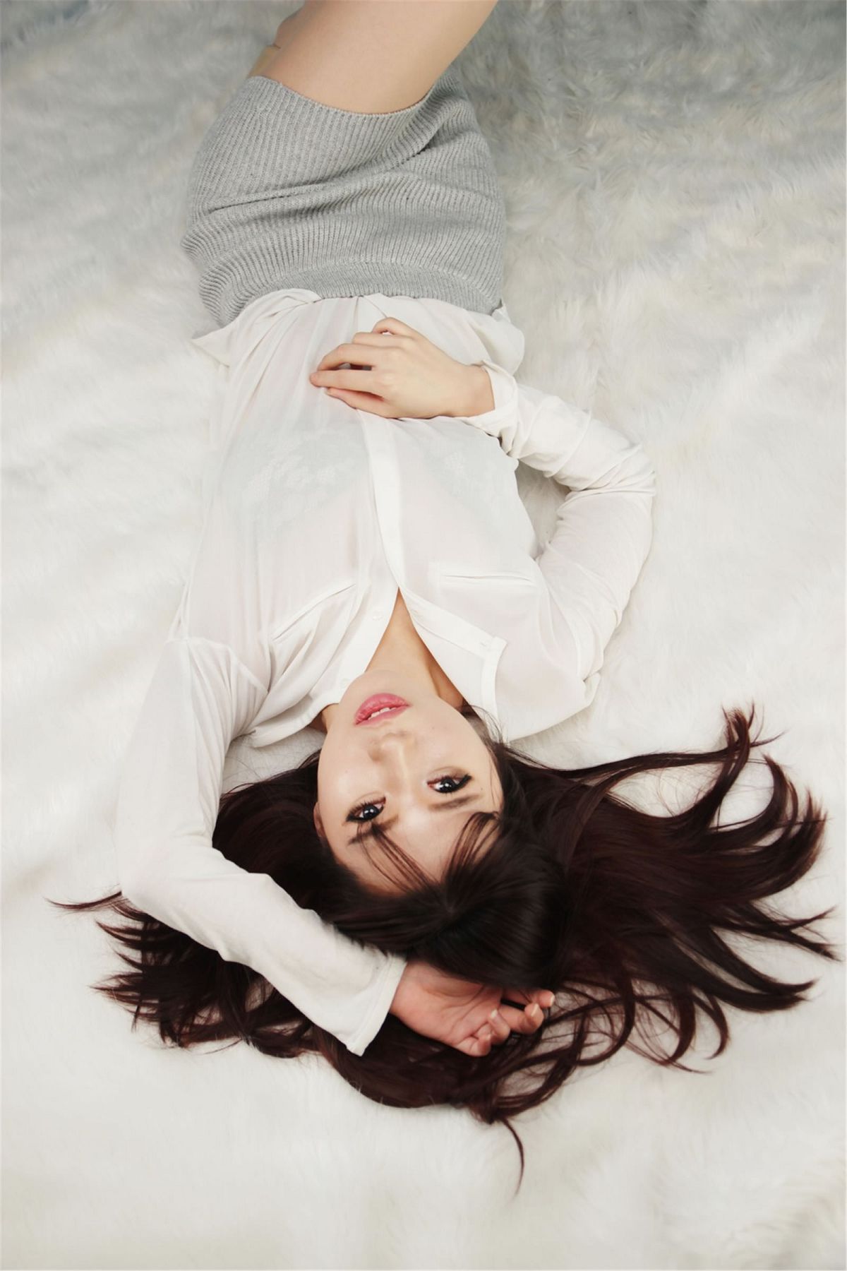 韩国美女宋珠娥-写真纯白玉兔 [53P]