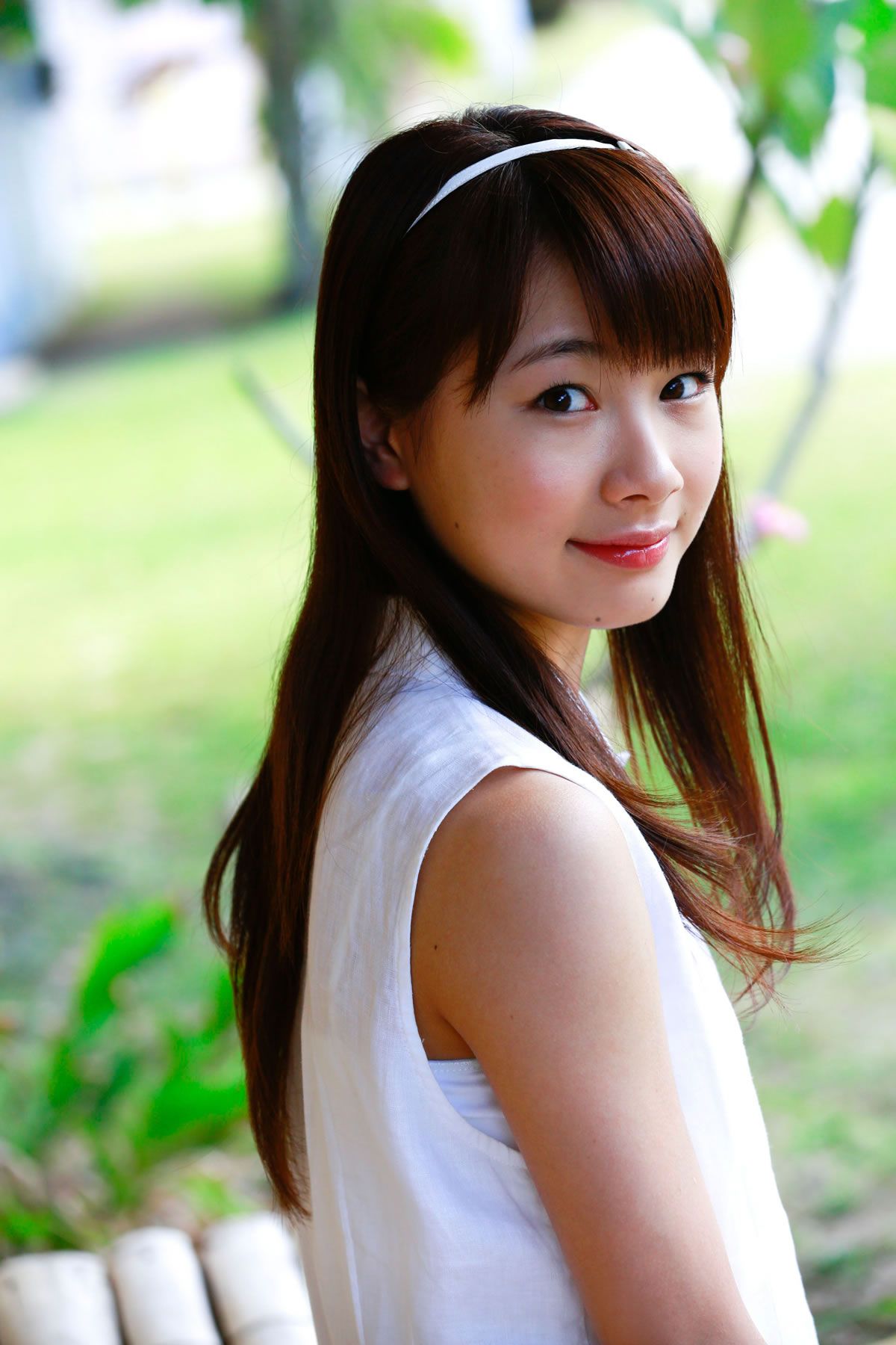 [Hello! Project digital books] 2013.12 No.113 Ayumi Ishida 石田亜佑美 [99P]