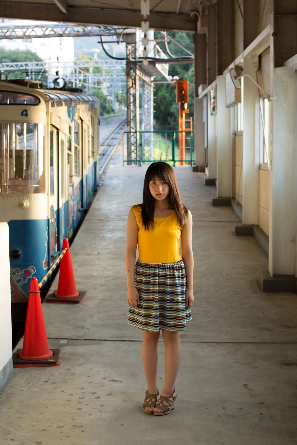 [Hello! Project digital books] 2014.05 Vol.118 Riho Sayashi 鞘師里保 [105P]