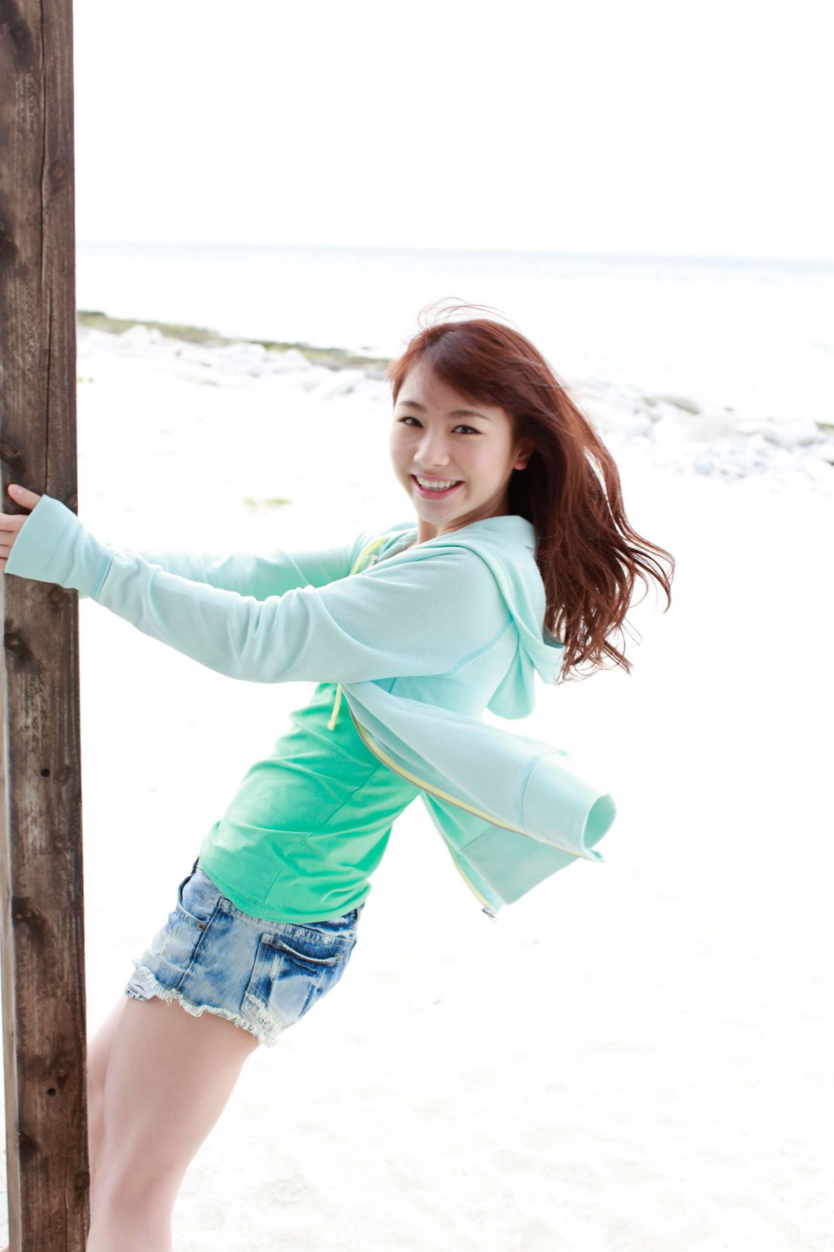 [Hello! Project digital books] 2015.01 No.126 Ayumi Ishida 石田亜佑美 [100P]