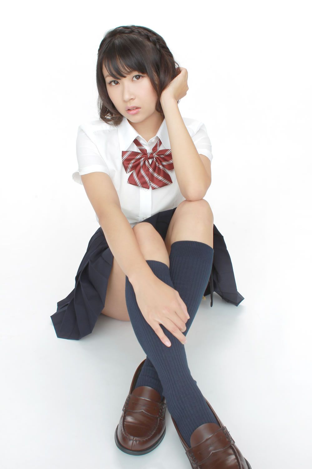 [YS-Web] Vol.575 吉田ゆい Yui Yoshida 言うことナース！いやしの看護学生アイドル入学！[49P]