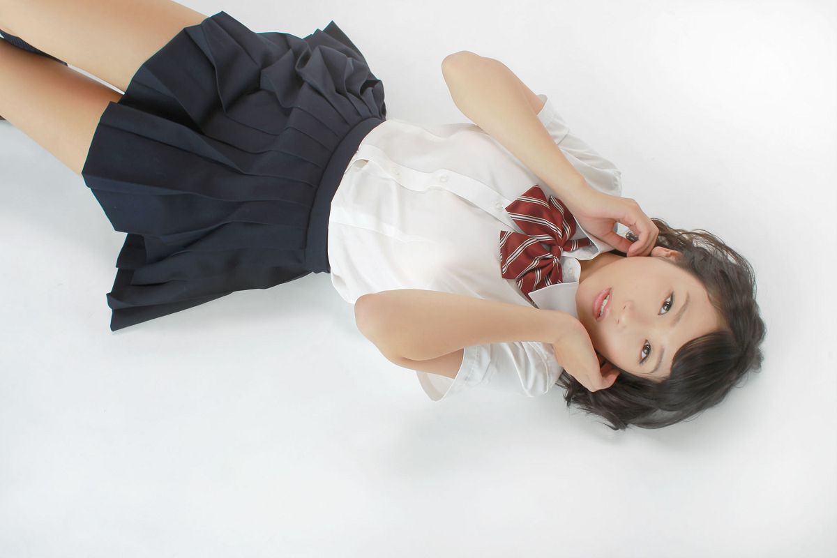 [YS-Web] Vol.575 吉田ゆい Yui Yoshida 言うことナース！いやしの看護学生アイドル入学！[49P]