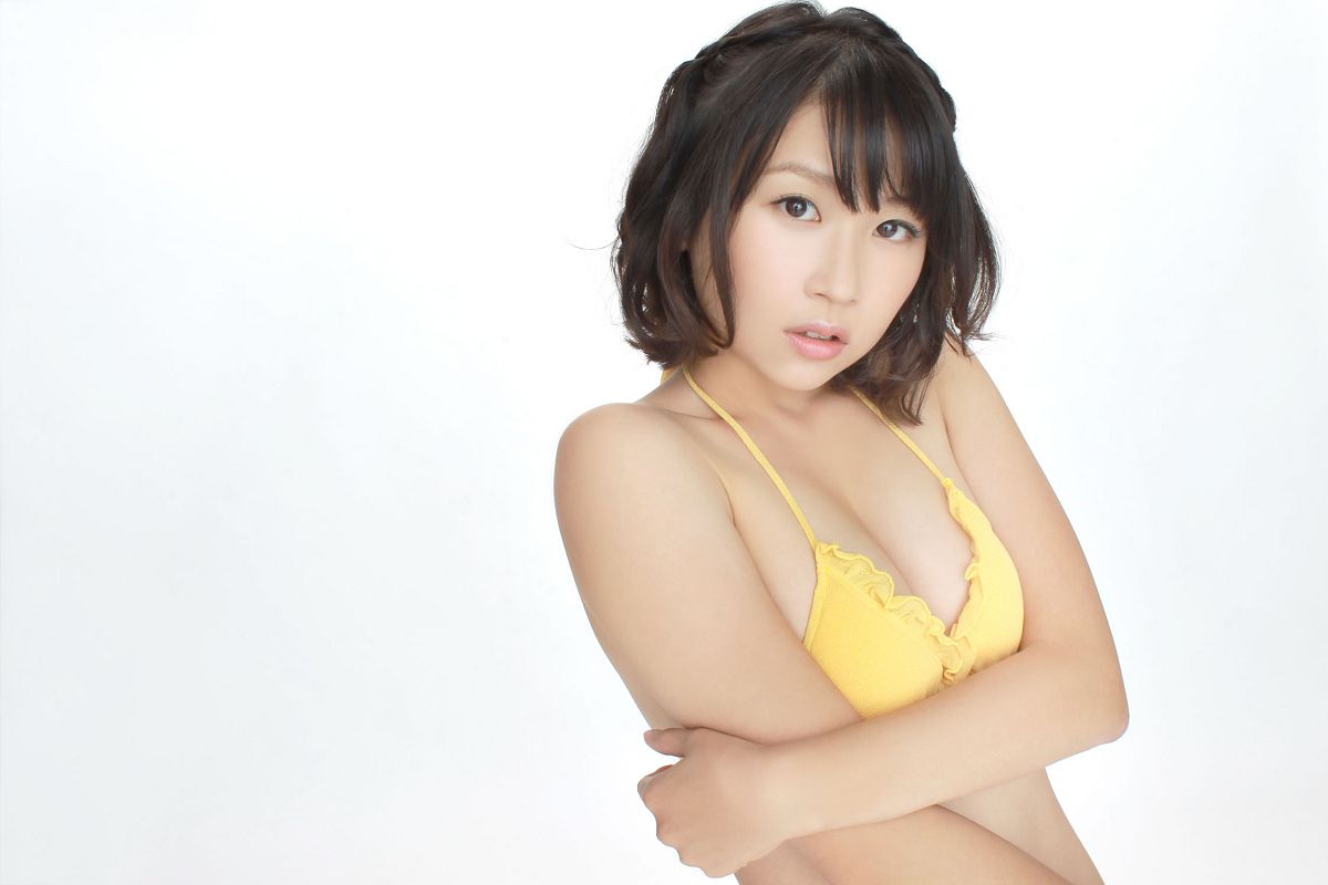 [YS-Web] Vol.575 吉田ゆい Yui Yoshida 言うことナース！いやしの看護学生アイドル入学！[49P]