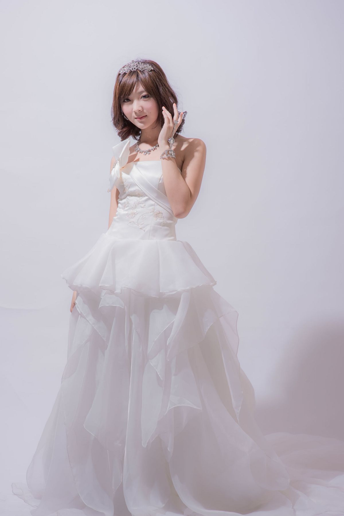 楊宜軒（Patty 小豬）婚纱唯美大片 [50P]