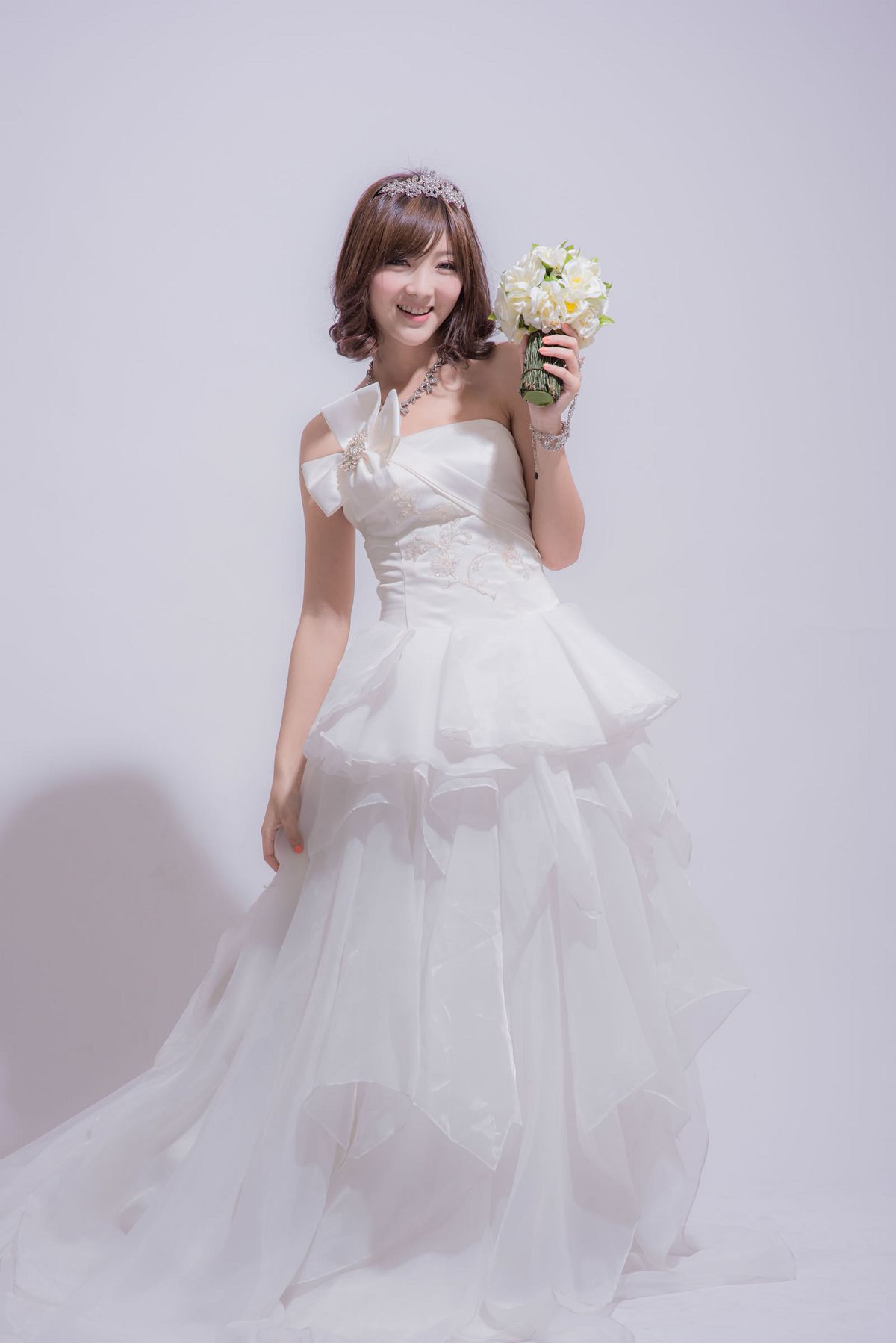 楊宜軒（Patty 小豬）婚纱唯美大片 [50P]
