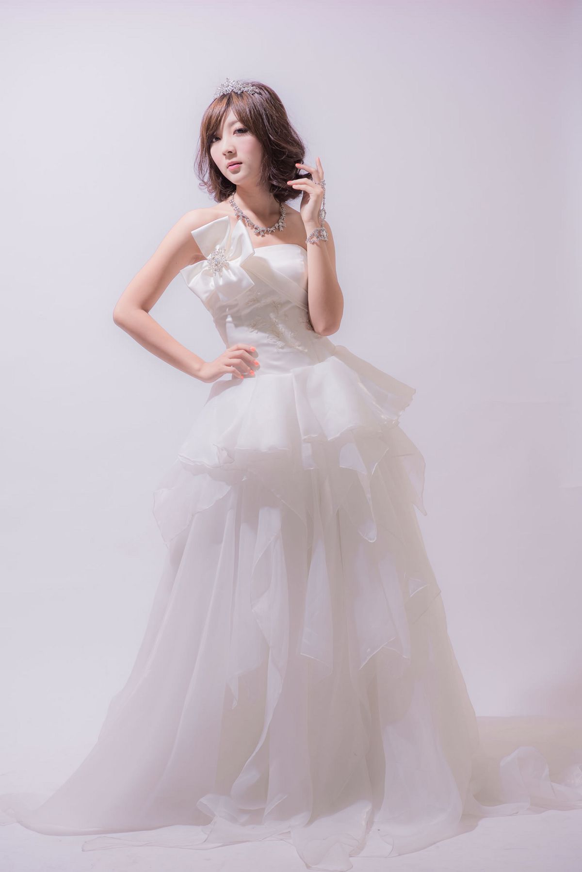 楊宜軒（Patty 小豬）婚纱唯美大片 [50P]