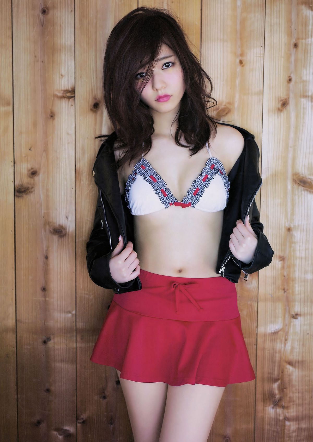 [ENTAME] 2015.02 Special PhotoBook 乃木坂46 島崎遥香 小嶋真子 大和田南那 川本紗矢 [47P]