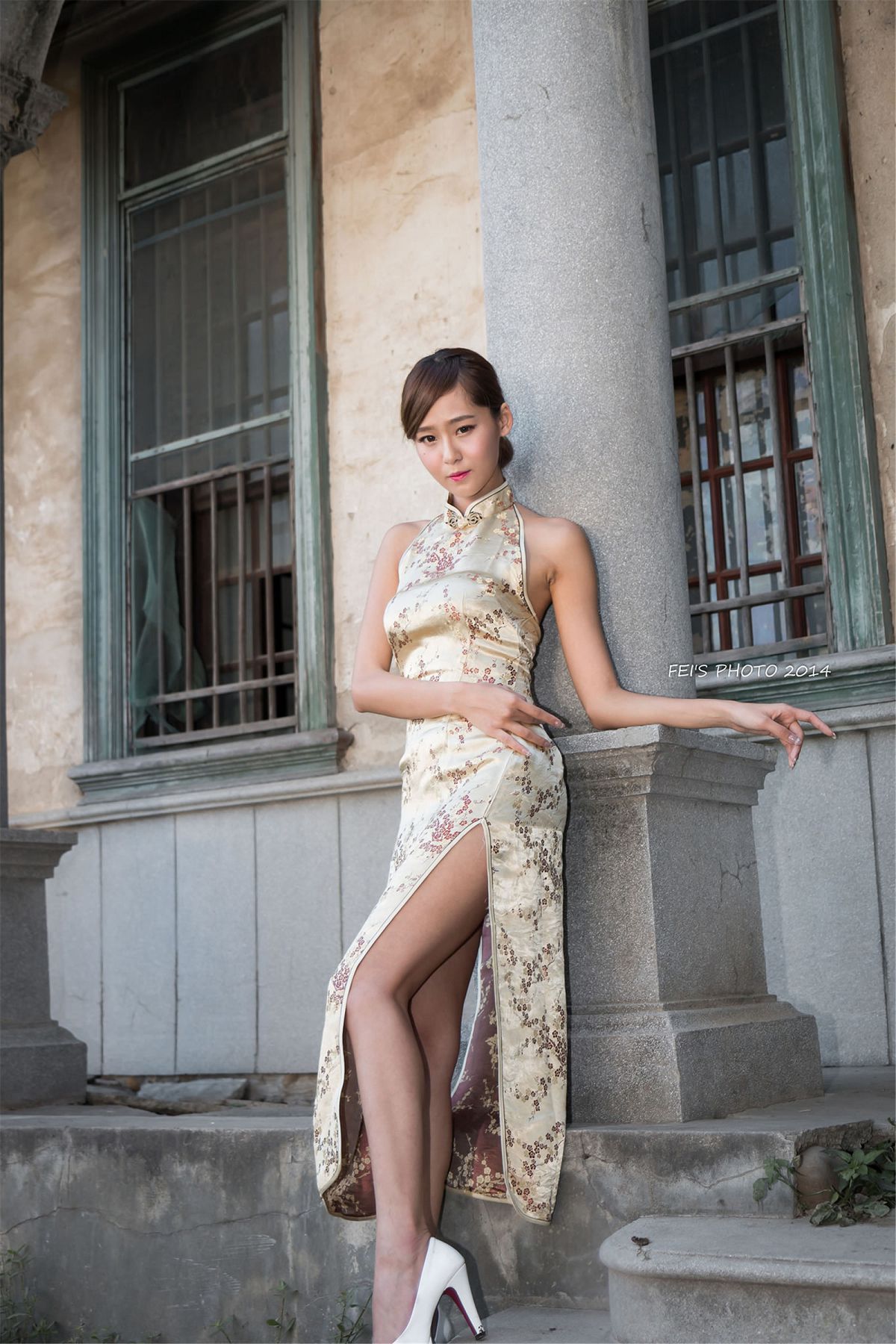 [Beautyleg] 女神-小雪 Winnie精诚街拍聚奎居旗袍外拍 [35P]