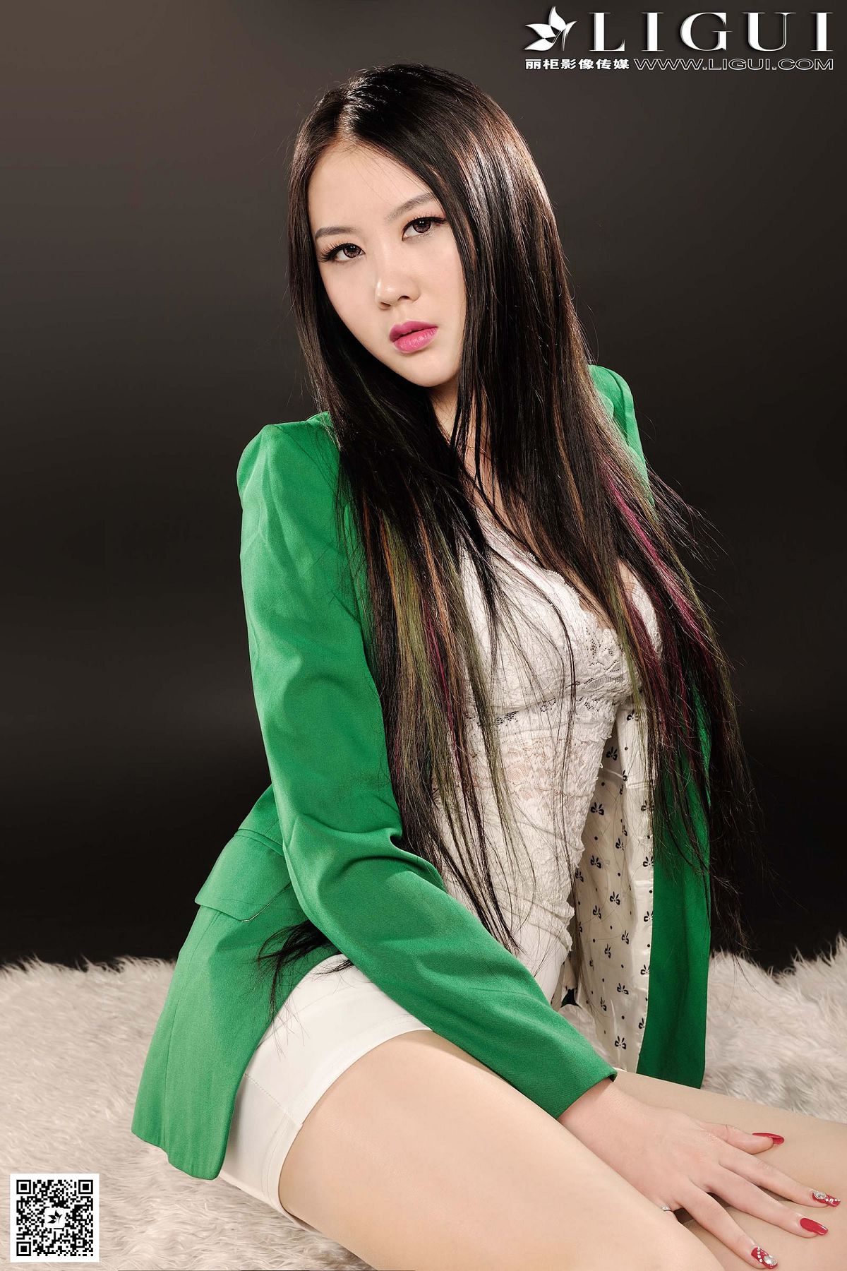 [Ligui] 丽柜 2015.03.23 Model 菲菲 [50P]