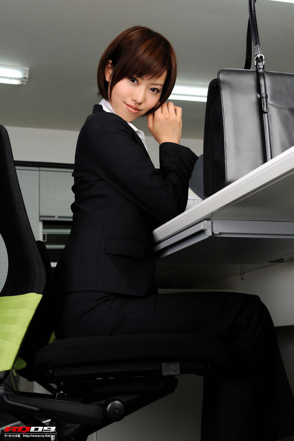 [RQ-STAR] 2009.07.27 NO.00155 Emiri Fujimura 藤村えみり Recruit Style [62P]