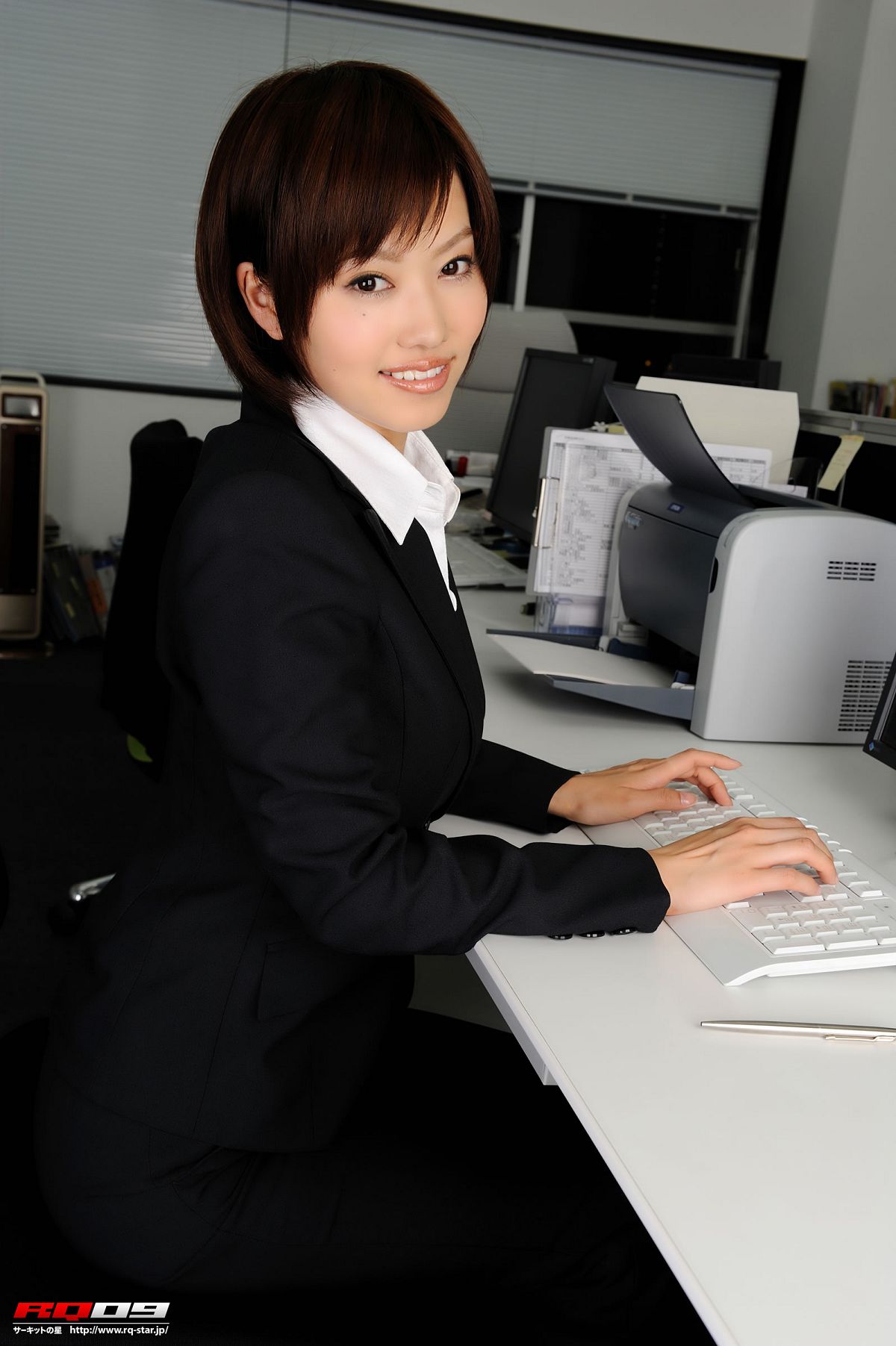 [RQ-STAR] 2009.07.27 NO.00155 Emiri Fujimura 藤村えみり Recruit Style [62P]