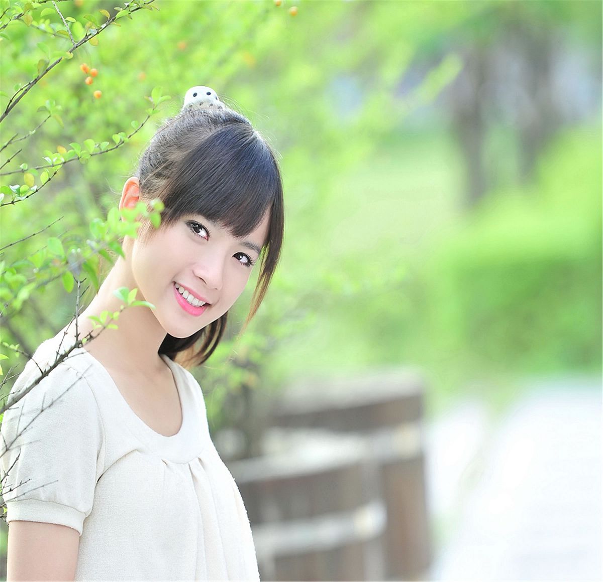 台湾清纯美女-咪莎 逸仙公园外拍 [21P]
