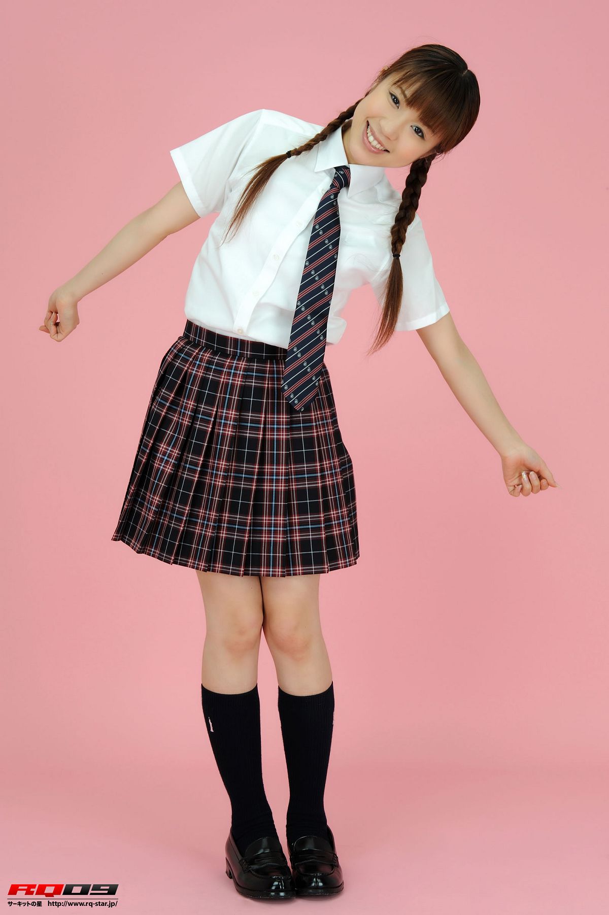 [RQ-STAR] 2009.08.19 NO.00163 Yuko Momokawa 桃川祐子 Student Style [219P]