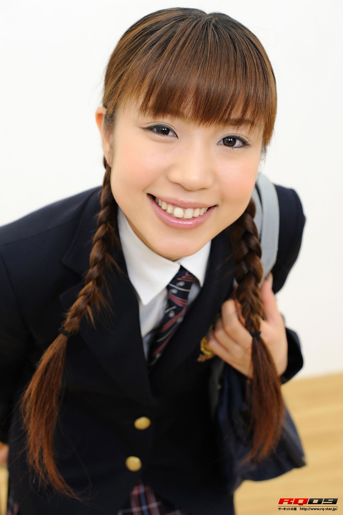[RQ-STAR] 2009.08.24 NO.00165 Yuko Momokawa 桃川祐子 Student Style [69P]