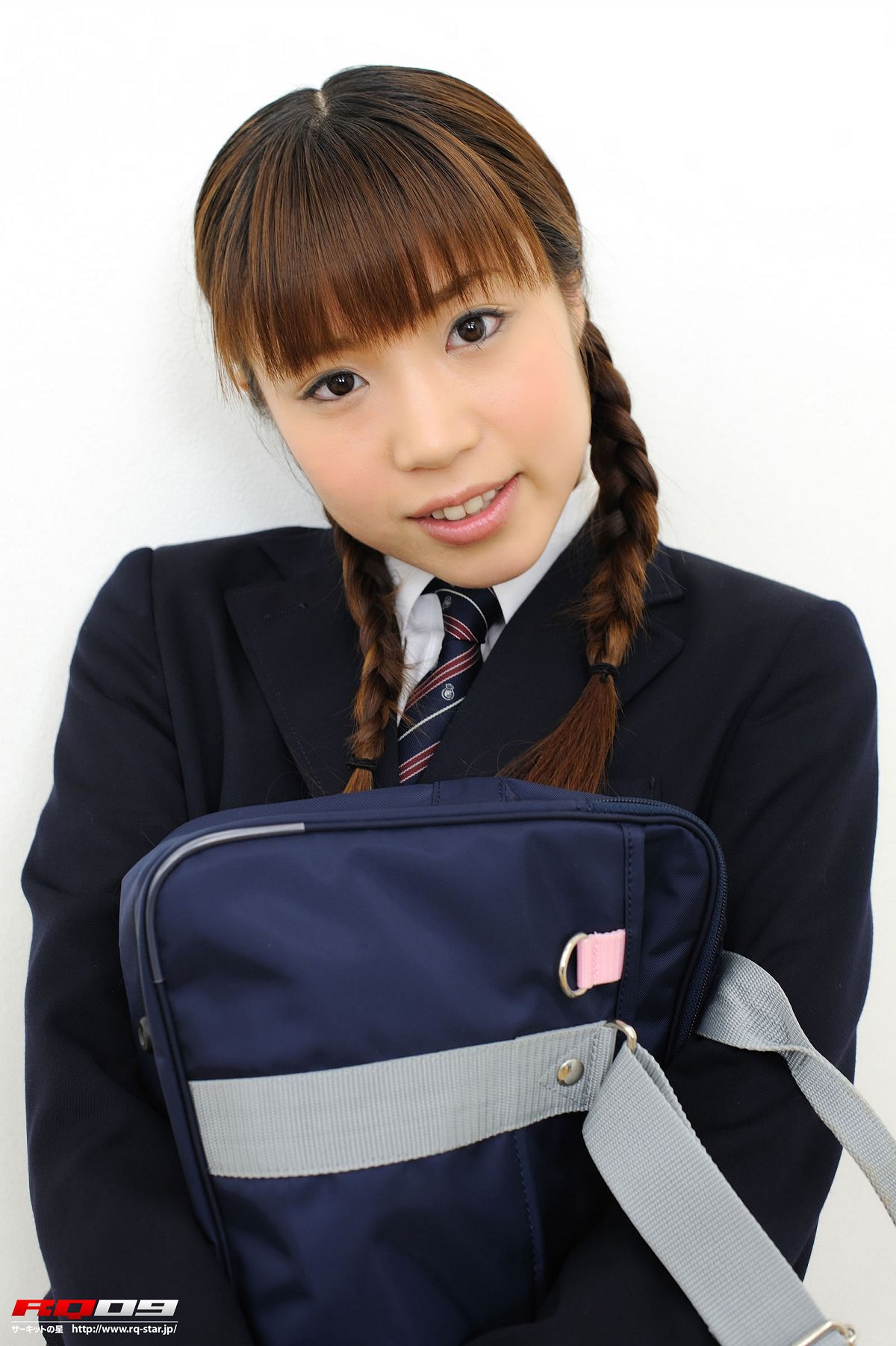 [RQ-STAR] 2009.08.24 NO.00165 Yuko Momokawa 桃川祐子 Student Style [69P]