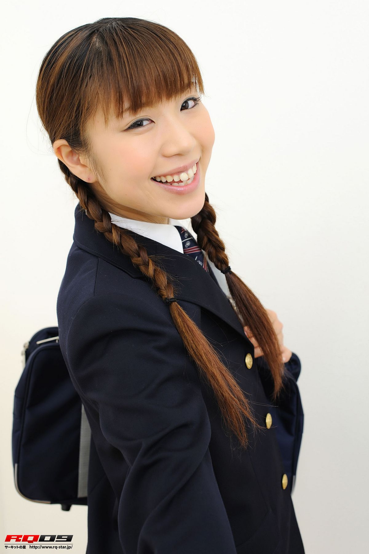 [RQ-STAR] 2009.08.24 NO.00165 Yuko Momokawa 桃川祐子 Student Style [69P]