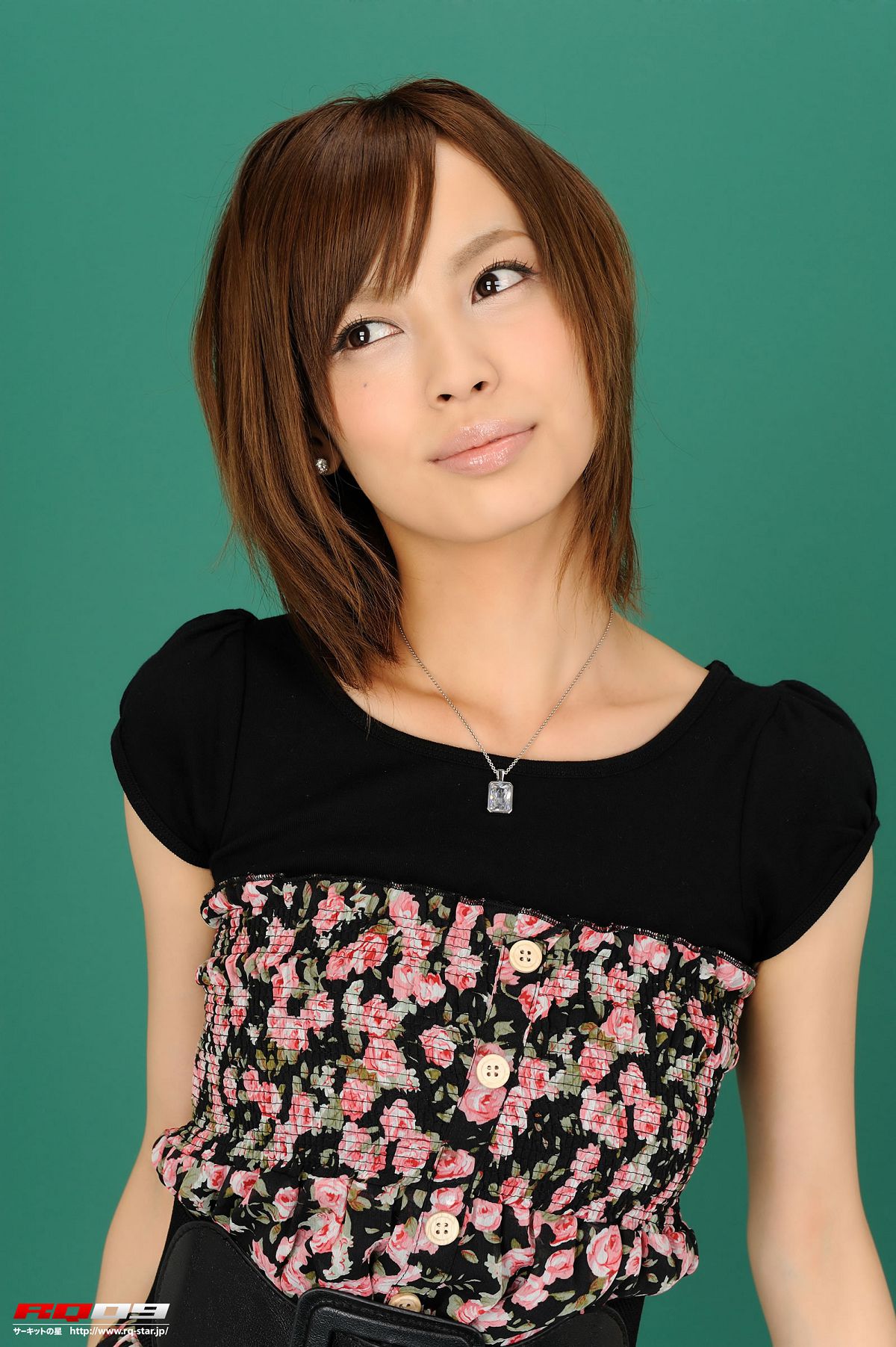 [RQ-STAR] 2009.09.21 NO.00176 Izumi Morita 森田泉美 Private Dress [104P]