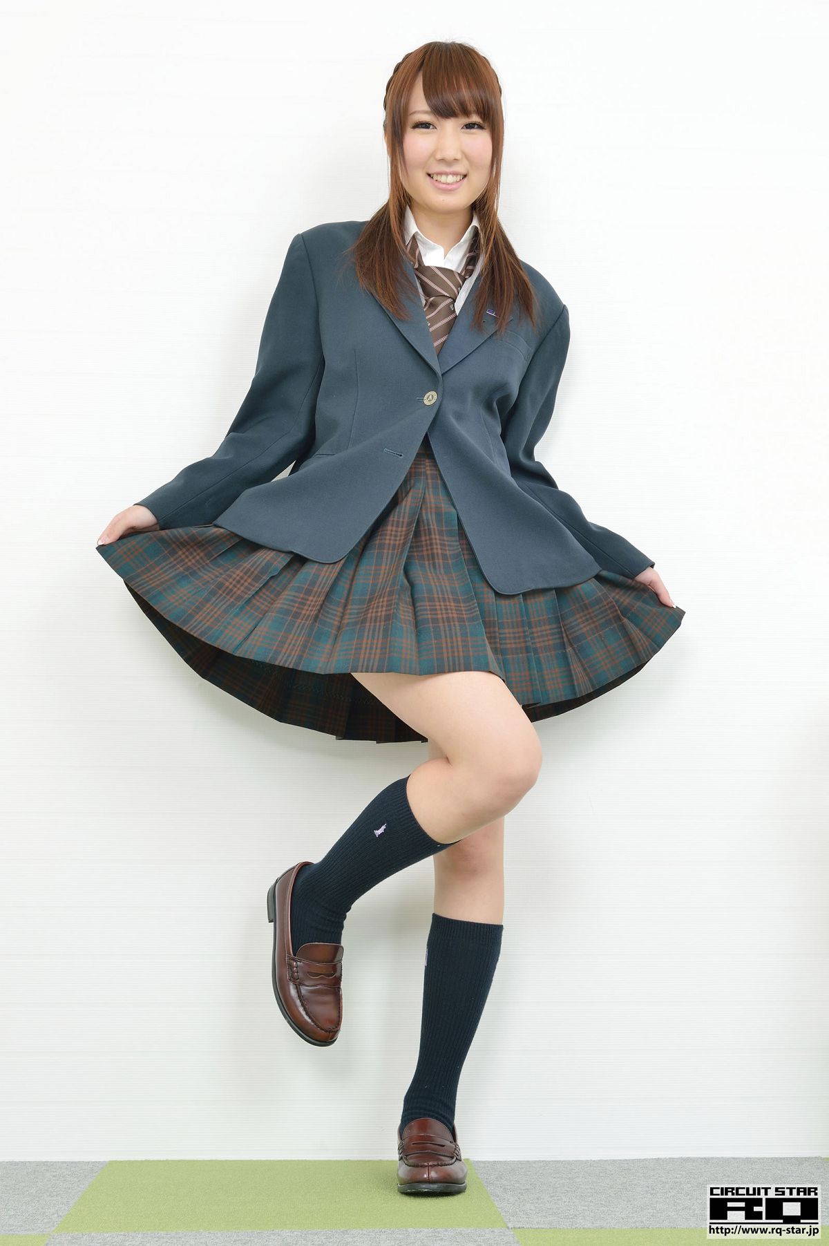 [RQ-STAR] 2015.04.10 NO.00989 Nanami Takahashi 高橋七海 School Girl [90P]