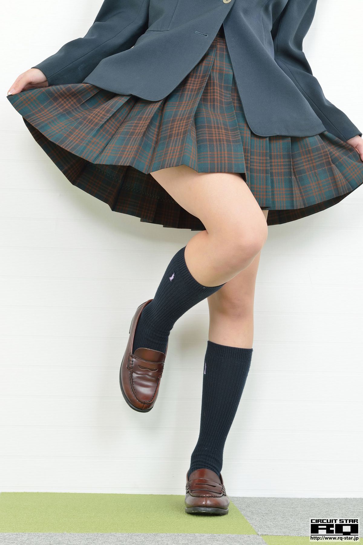 [RQ-STAR] 2015.04.10 NO.00989 Nanami Takahashi 高橋七海 School Girl [90P]