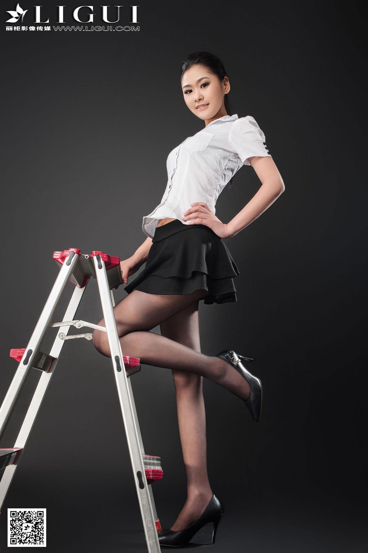 [Ligui] 丽柜 2015.04.15 Model 凌凌 [48P]