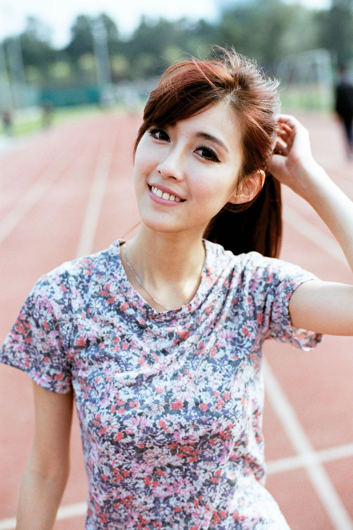 台湾清纯美女 Kila 晶晶 台大校园 底片机篇 [47P]
