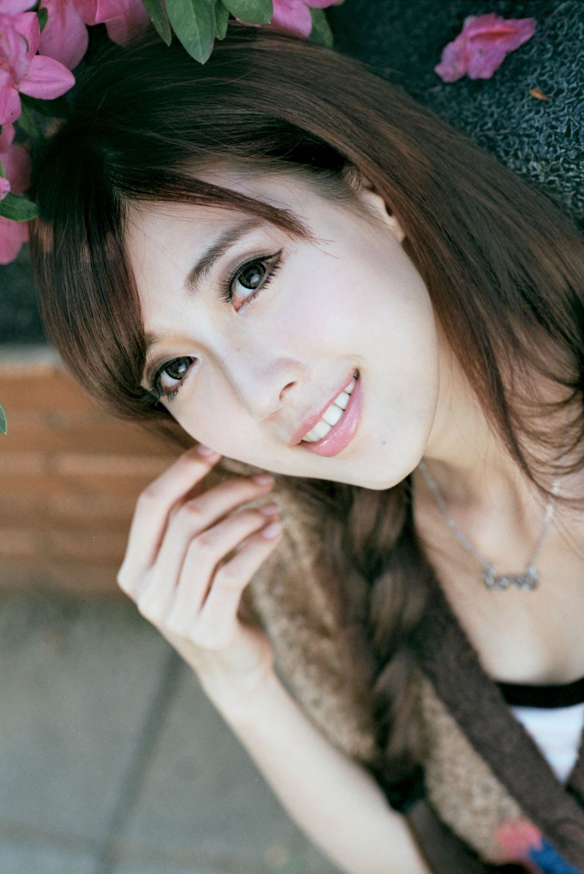 台湾清纯美女 Kila 晶晶 台大校园 底片机篇 [47P]