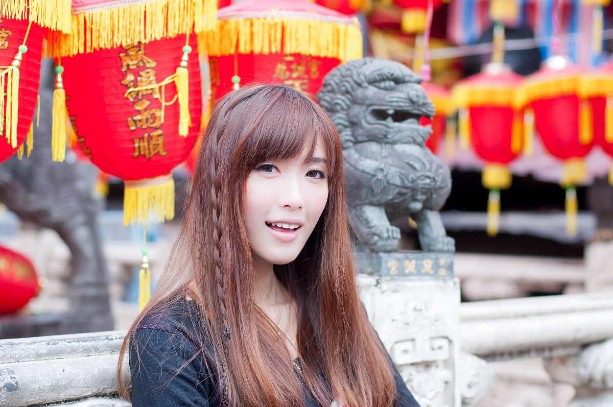 台湾清纯美女 Kila晶晶 高清街拍写真 [39P]