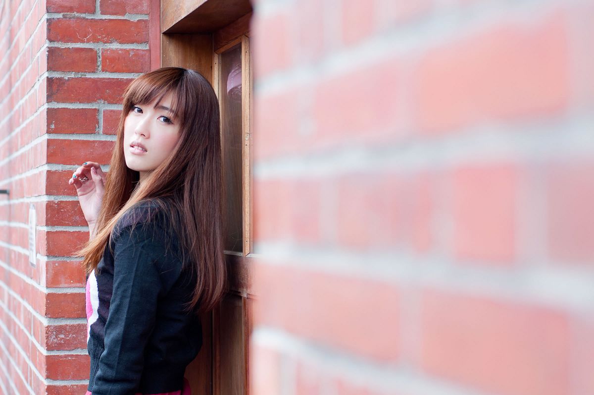 台湾清纯美女 Kila晶晶 高清街拍写真 [39P]