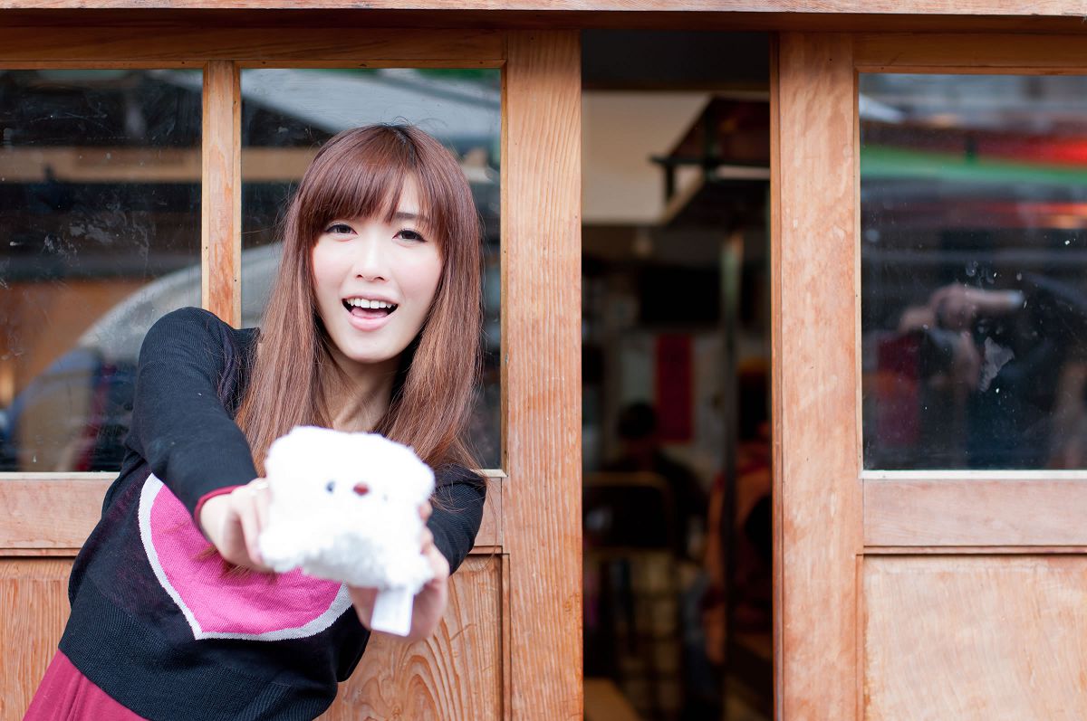 台湾清纯美女 Kila晶晶 高清街拍写真 [39P]