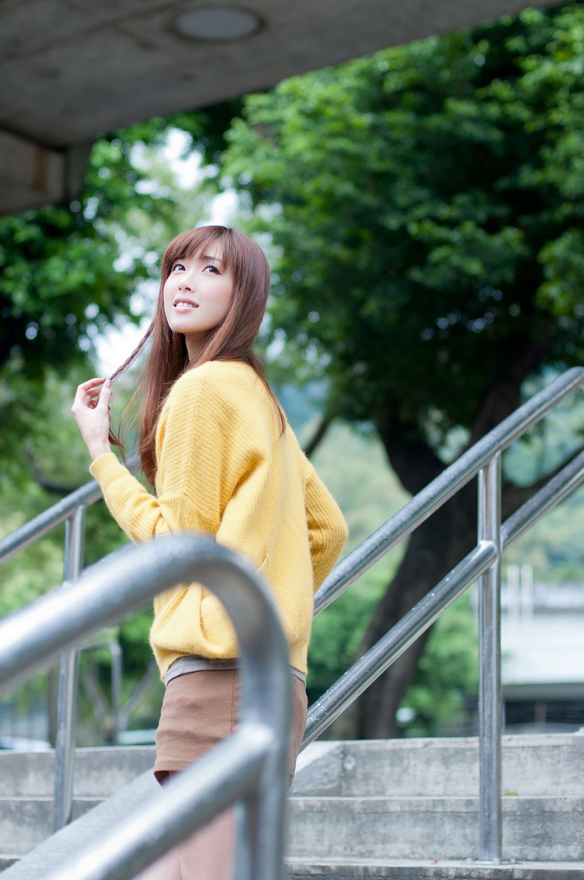 台湾清纯美女 Kila晶晶 高清街拍写真 [39P]