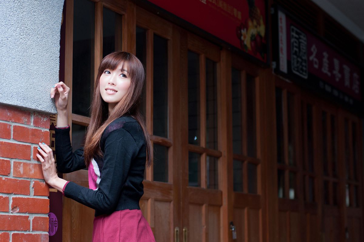 台湾清纯美女 Kila晶晶 高清街拍写真 [39P]