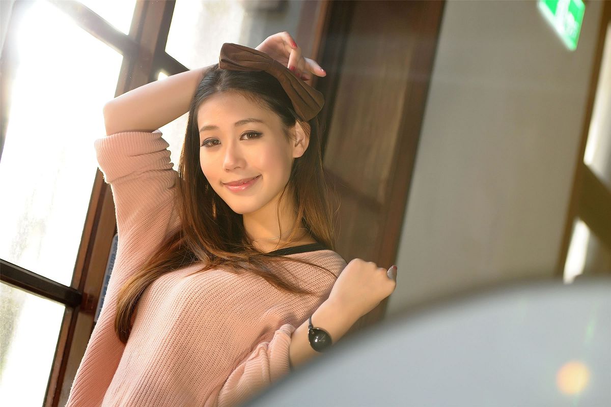 台湾气质美女佳贝儿唯美时尚外拍 [41P]