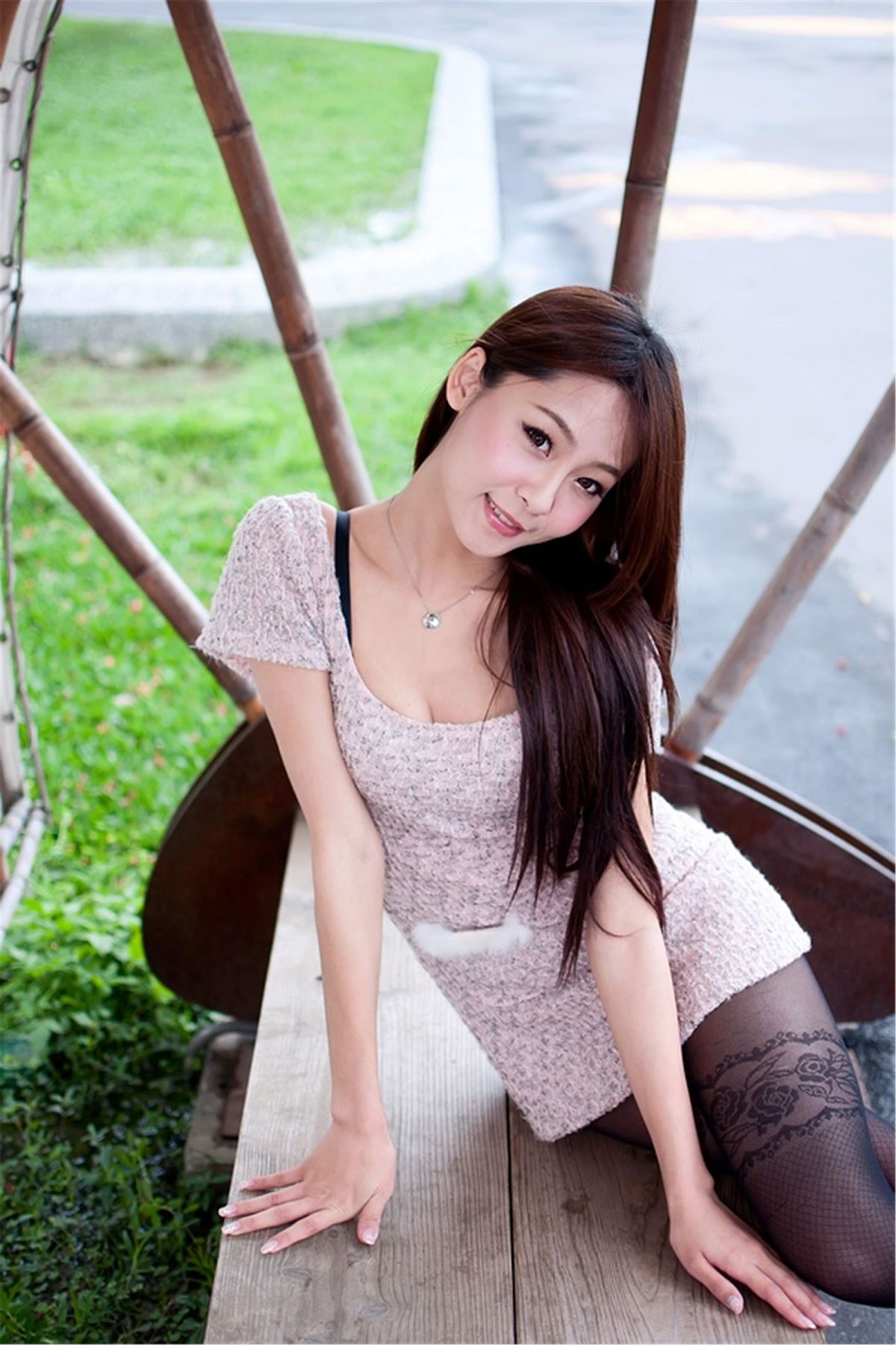 Beautyleg女神-小雪 Winnie气质外拍 [28P]