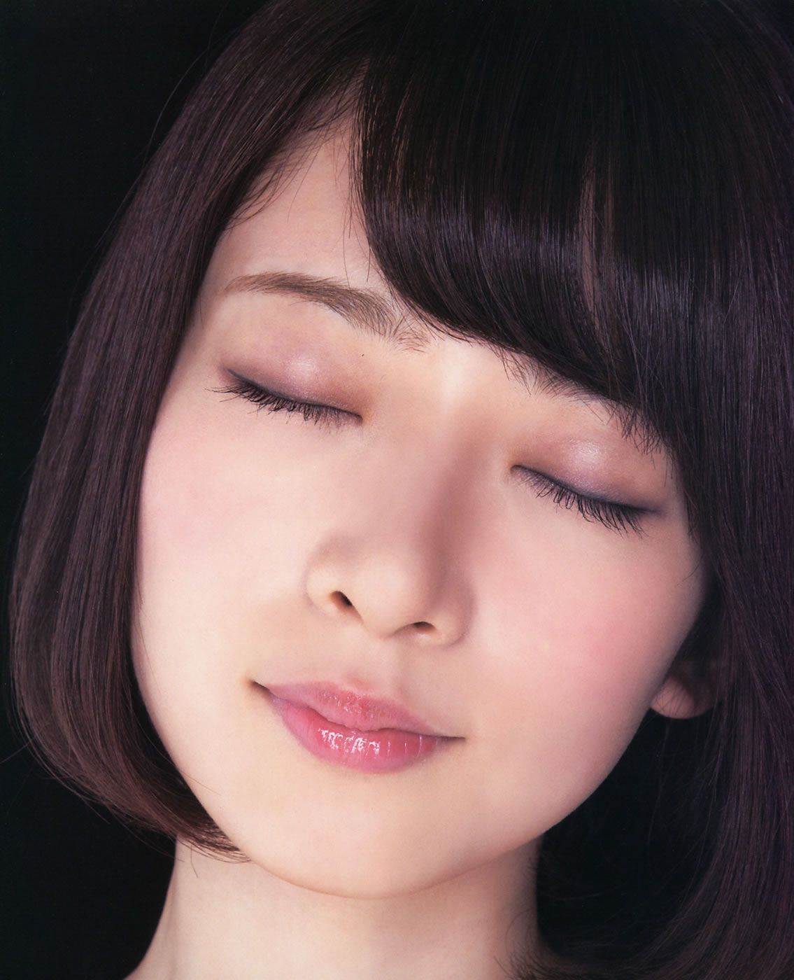 [Bomb Magazine] 2014年05月号 西野七瀬 白石麻衣 生駒里奈 橋本奈々未 堀 未央奈 渡辺美優紀 白間美瑠 [47P]