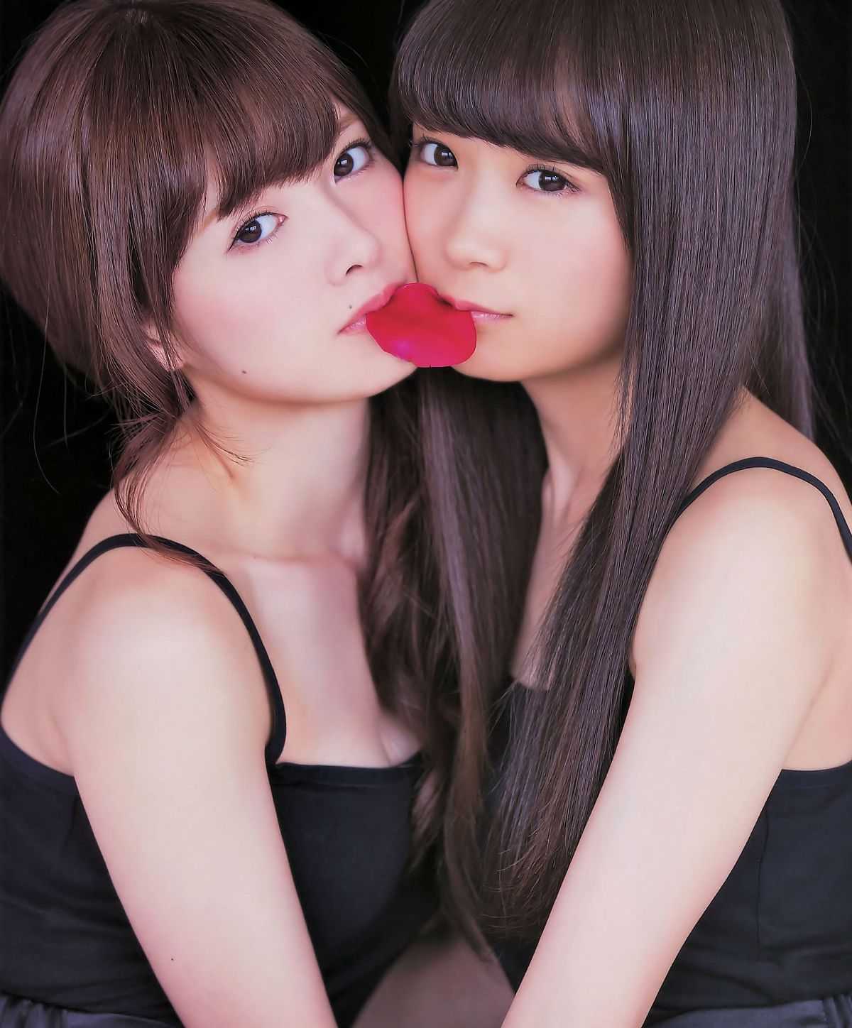 [Bomb Magazine] 2014 No.10 11 宮脇咲良 兒玉遥 森保まどか 松岡菜摘 乃木坂46 SKE48 [37P]