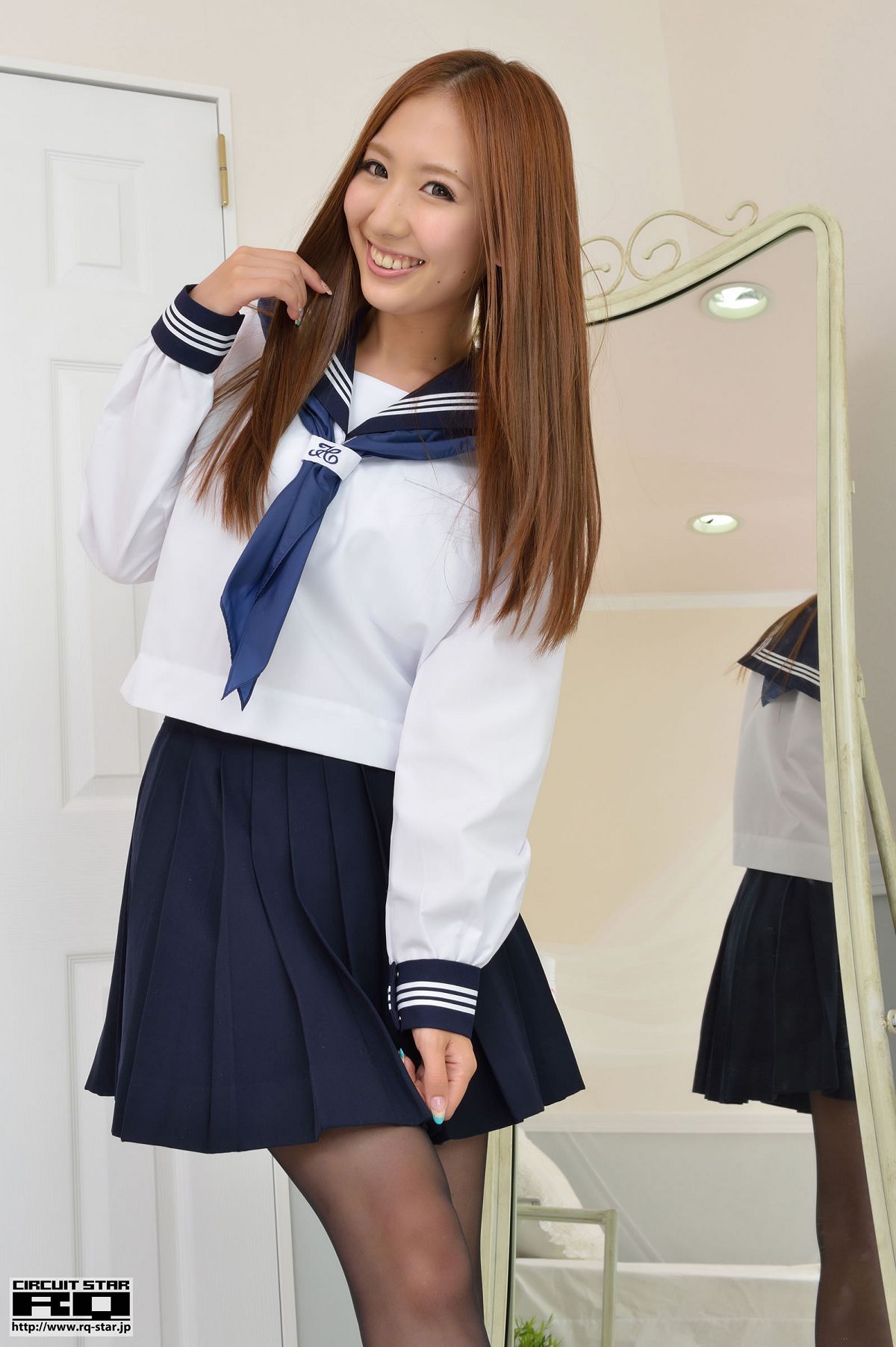 [RQ-STAR] 2015.04.27 NO.00995 Yui Iwasaki 岩崎由衣 School Girl [120P]