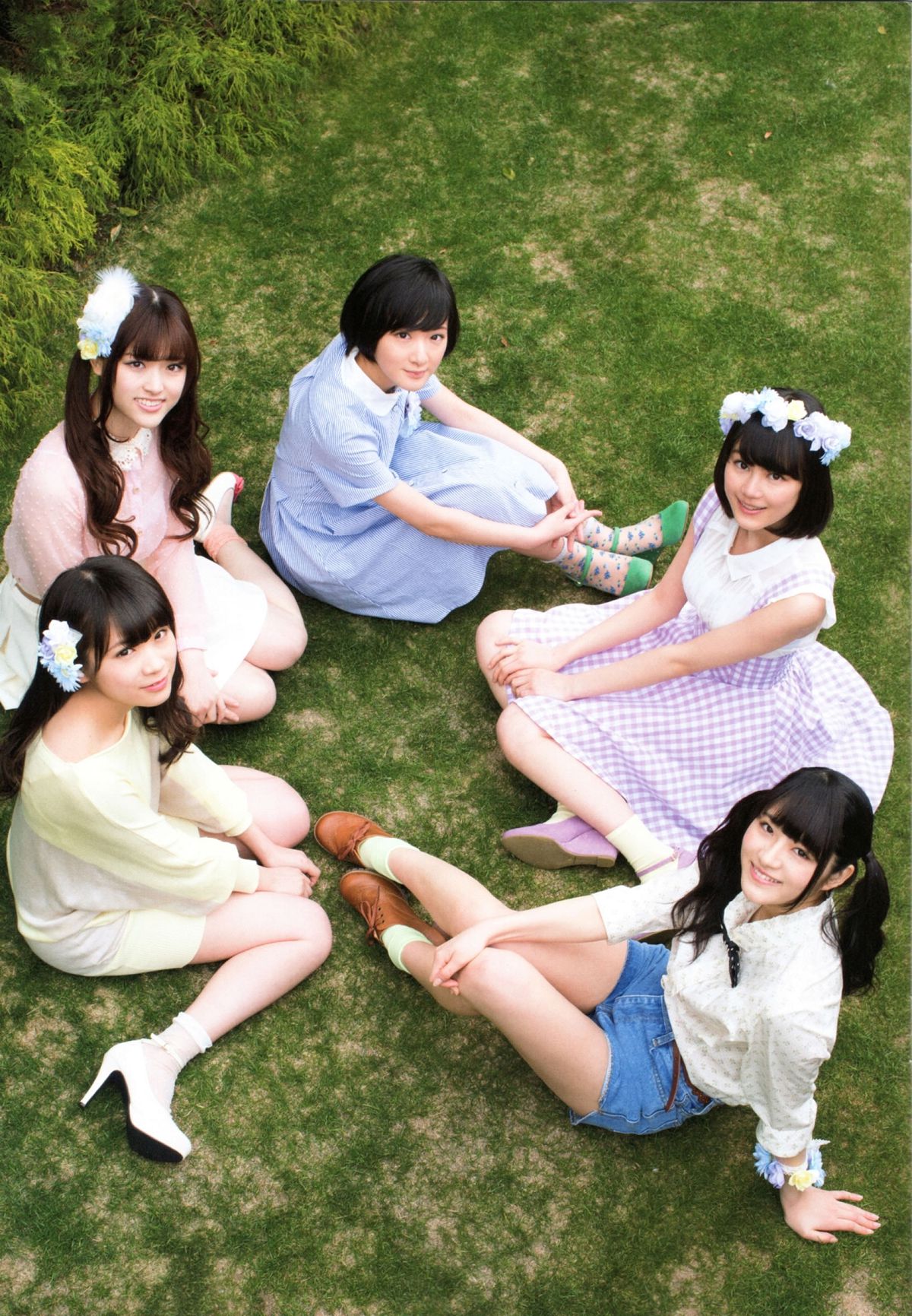 [UTB+] vol.25 (UTB 2015年 5月号 増刊) 生田絵梨花 生駒里奈 井上小百合 中元日芽香 [55P]