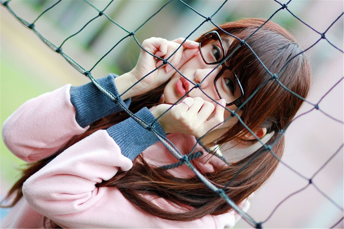 台湾清纯美女-渔瑄-白白-校园卖萌外拍 [36P]