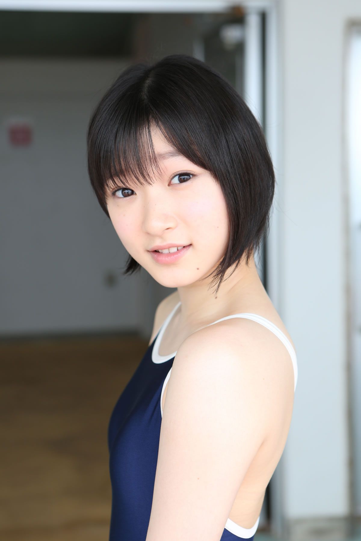 [Hello! Project digital books] 2015.04 No.129 Karin Miyamoto 宮本佳林 [100P]