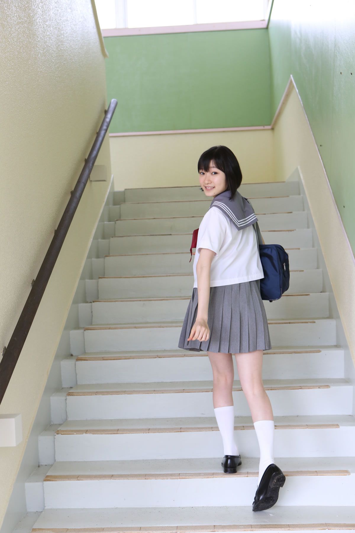 [Hello! Project digital books] 2015.04 No.129 Karin Miyamoto 宮本佳林 [100P]