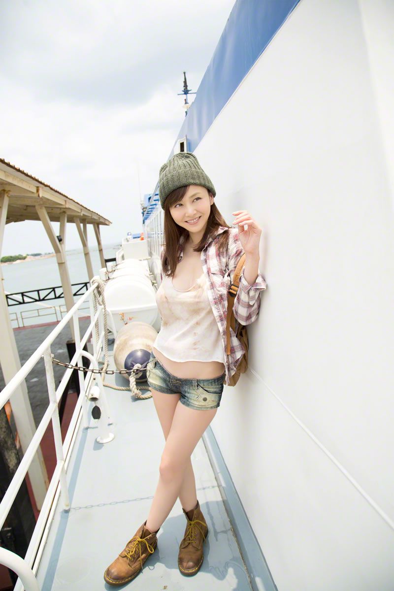 [Wanibooks WBGC] 2015.02 No.128 Anri Sugihara 杉原杏璃 [187P]